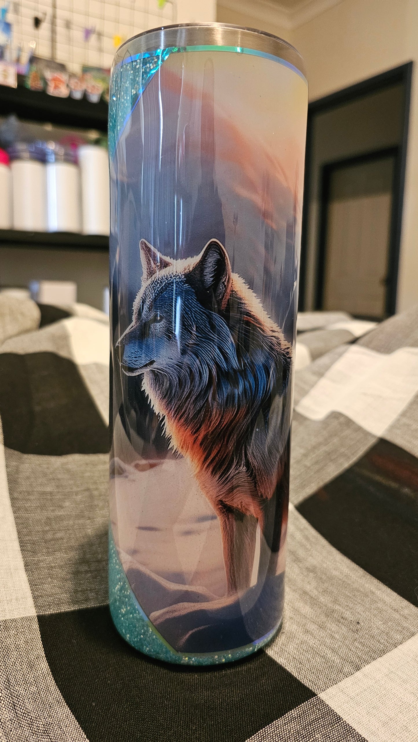 Wolf tumbler